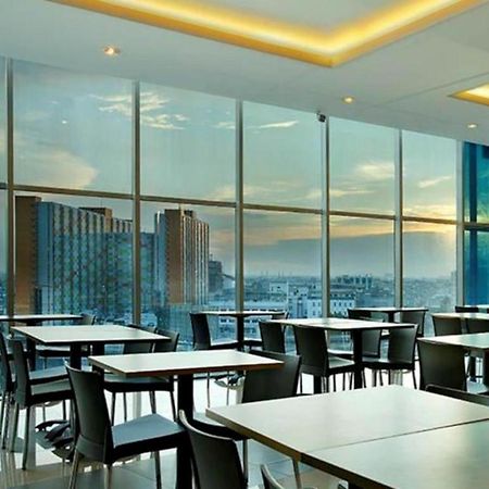 Amaris Hotel Seasons City Джакарта Екстер'єр фото