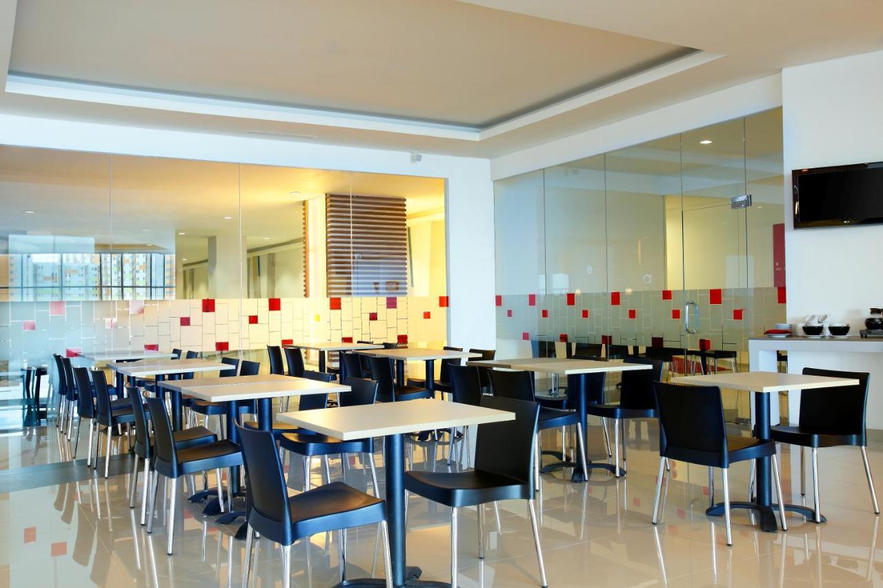 Amaris Hotel Seasons City Джакарта Екстер'єр фото
