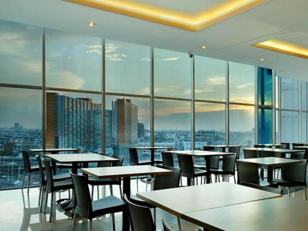 Amaris Hotel Seasons City Джакарта Екстер'єр фото